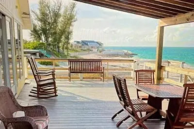 Image de Ocean Pearl On The Beach Villa, ManOWar Cay, Abaco, Bahamas