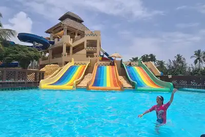 Image de \"palm House\": Villa at Rotana Resort With Private Pool, 300 m From the Beach! ! ! !