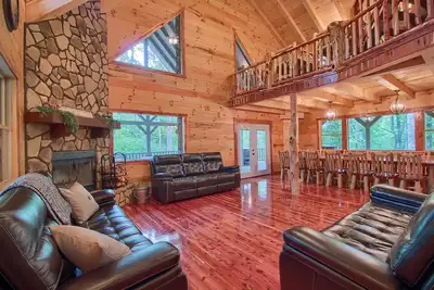 Image de Cabine-Salle de bain privée séparée-Standard-Rustic Cedar Inn