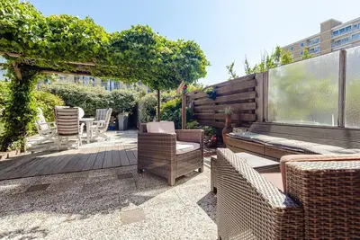 Image de Apartment Garden & Bed with cheap parking possibility