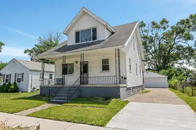 Image de Welcome to our charming two-bedroom in Warren/Detroit, Mi \n