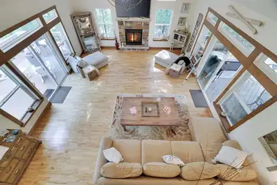 Image de Magnificent, luxurious perfect for large families in Masthope! !