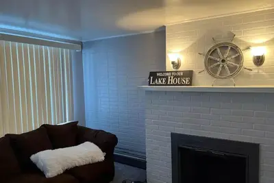 Image de Relaxing at Bemus Point! Close to everything Bemus Point has to offer!