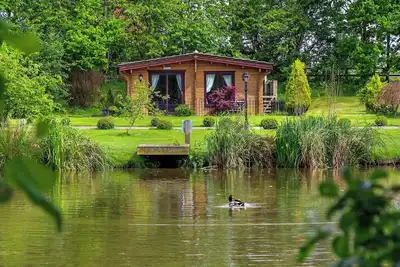 Image de 2 chambres à coucher à Ellesmere