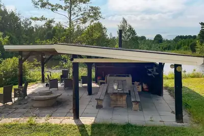 Image de Maison de vacances pour 11 a Ödeshög-By Traum