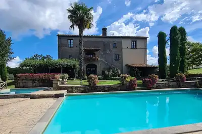 Image de 9 Bedroom Private vacation home in Lazio