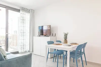 Image de 𝐇11 [Luxe 3b] - Port - Piscine - Jacuzzi