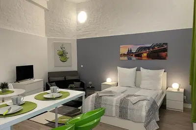 Image de Ruhiges und Saniertes Studio in Bester Südstadtlage
