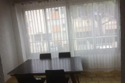 Image de F3 à 30 metres plage au 1 er étage d'une villa
