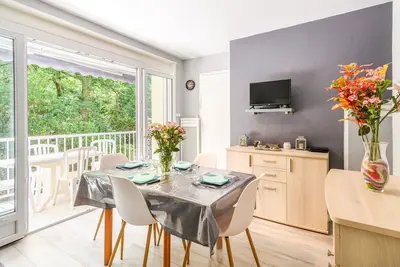 Image de Pot de Résine - Appartement à 500m de la plage