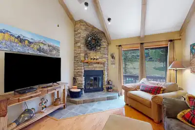 Image de Brown Bear Lodge #322 | Condo in Durango with resort amenities