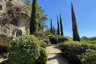 Image de Maison avec piscine à Lacoste
