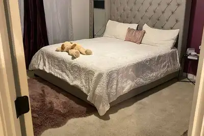 Image de Beautiful 3 story town home in Gwinnett County.