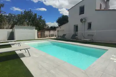 Image de Villa avec piscine proche de la mer et 20 mn de l'Espagne
