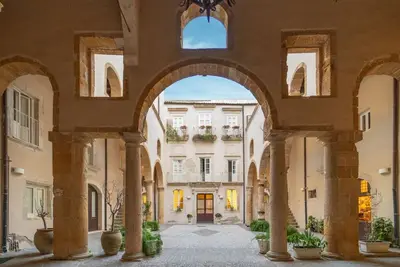 Image de Residenza Dumah - Elegant House in the center