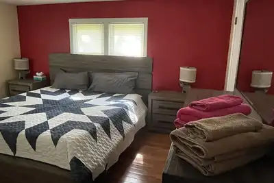 Image de Contemporary Beach Cottage. Sleeps 8. Central Ac/Heat. Beach pass included.