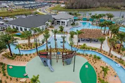 Image de Newly Upgraded 9Br\/5Ba Pool\/Game Villa @ Storey Lake