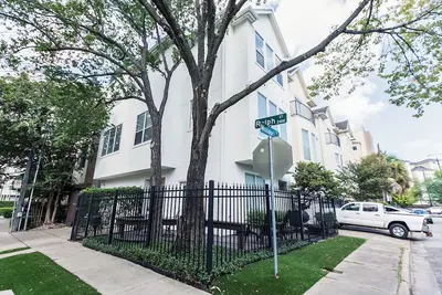 Image de Montrose Lodge by Dunyha