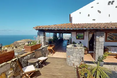 Image de Villa de vacances 'Luxury Colonial Country' avec vue sur la mer, terrasse privée et Wi-Fi