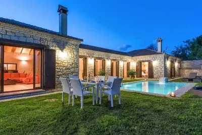 Bh712 - C - Villa Zakynthos\n