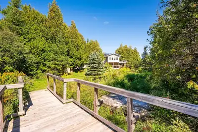 Image de Kayak Cove - Tobermory Retreat