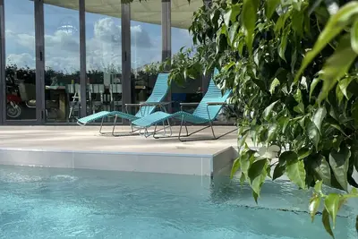 Image de Modern Taste Luxury Pool House