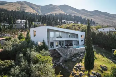 Image de Exclusive Lake Villa
