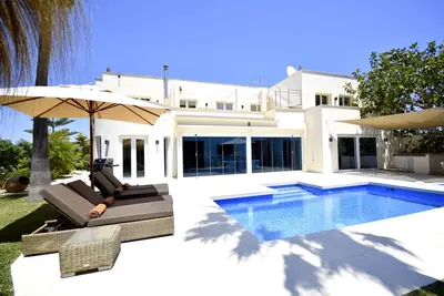 Image de Luxuriöse Villa Alegria in Es Fortí