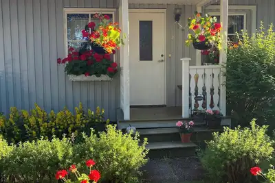 Image de Well equipped summer house near beach consisting of three houses. 10 beds.