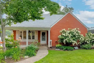 Image de Charming mid-century home with huge patio close to Rupp, Uk, and Keeneland