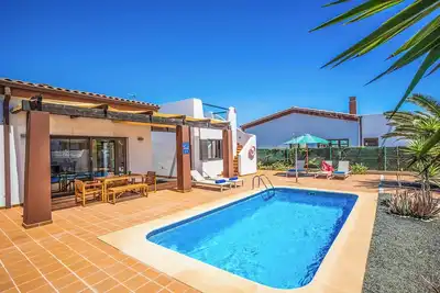 Image de Villa Diamante - Trois Chambres Villa, Couchages 6