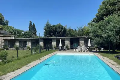 Image de Chateau pool house, 1. 5 hectares of garden, perfect for families