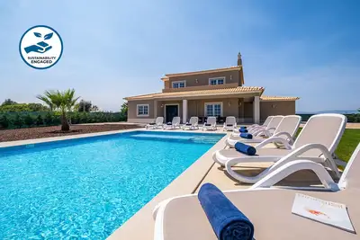 Image de Peaceful villa with heatable pool and Bbq
