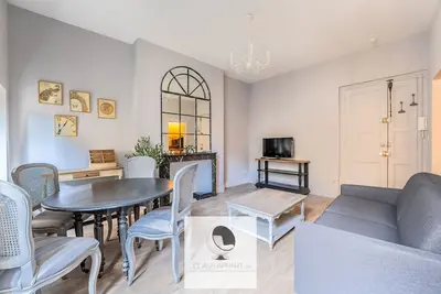 Image de Bel appartement dans le secteur de la prestigieuse rue Foch et de la Canourgue. .