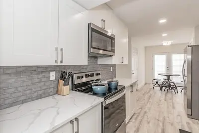 Image de 3 Bedroom 2 Bath Professionally Hosted