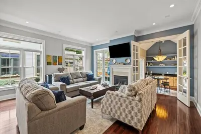 Image de German Village Large & Luxurious