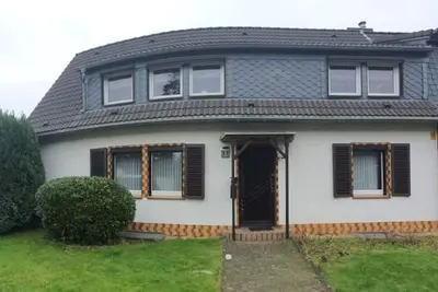 Image de Cozy house with balcony and private parking in Dusseldorf, near exhibition halls