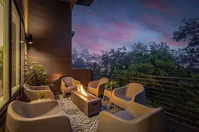 Image de Azul - An Atomic Ridge Home