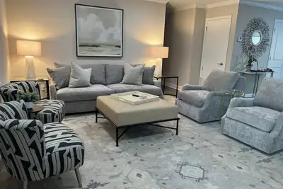 Image de Newly renovated, updated condo On Campus, it is sure to satisfy your every need.