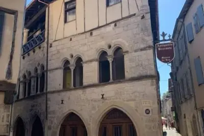 Image de Maison du Roy -Upper Chambers. August still Available!