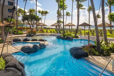 Image de 𝐅𝐢𝐧𝐝𝐢𝐧𝐠 𝐌𝐞𝐢𝐥𝐢 Beachfront Maui Ocean Club Resort+Amenities -2br Suite