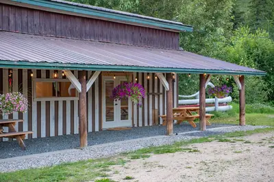 Image de Unbroken Woods 15 acre Mountain Paradise