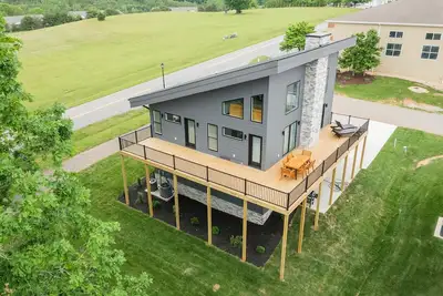 Image de Stunning Vrbo in the picturesque Mariner's Landing Lake & Golf Course Resort