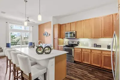 Image de BohoLuxe/Apartment/Downtown/Toyota Center/Pool/Gym