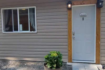 Image de Maple Ridge vacation cabin B