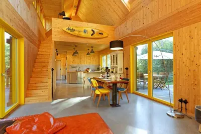 Image de Exklusives, 100 qm Großes Ferienhaus für 4 Personen. - Minna-busch-weg