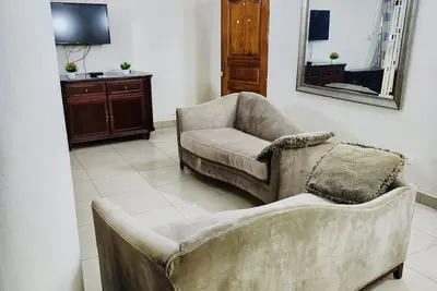 Image de Executive Space Located in the Heart of Accra inside Osu with a quiet atmosphere