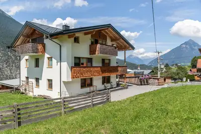 Image de Appartement \"S'Peaters Imsterberg\" avec vue sur la montagne, jardin partagé et Wi-Fi