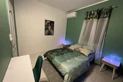 Image de Élégant bas de villa! Proche de toutes commodités.