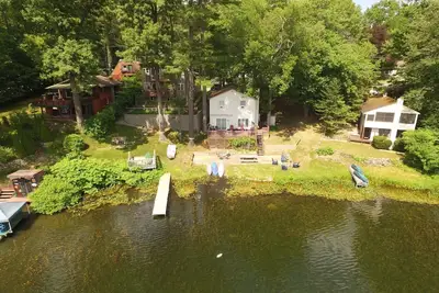 Image de Waterfront on Lake Sunnyside near Lake George!